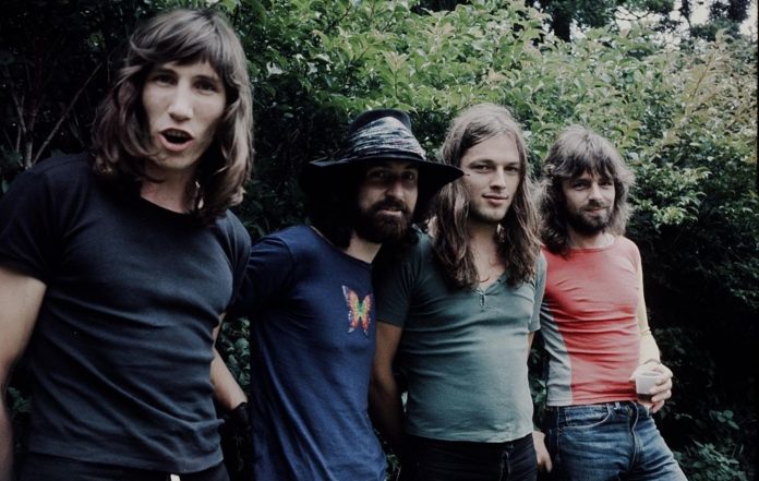 „Pink Floyd“ dalinasi visa krūva anksčiau negirdėtų koncertinių įrašų