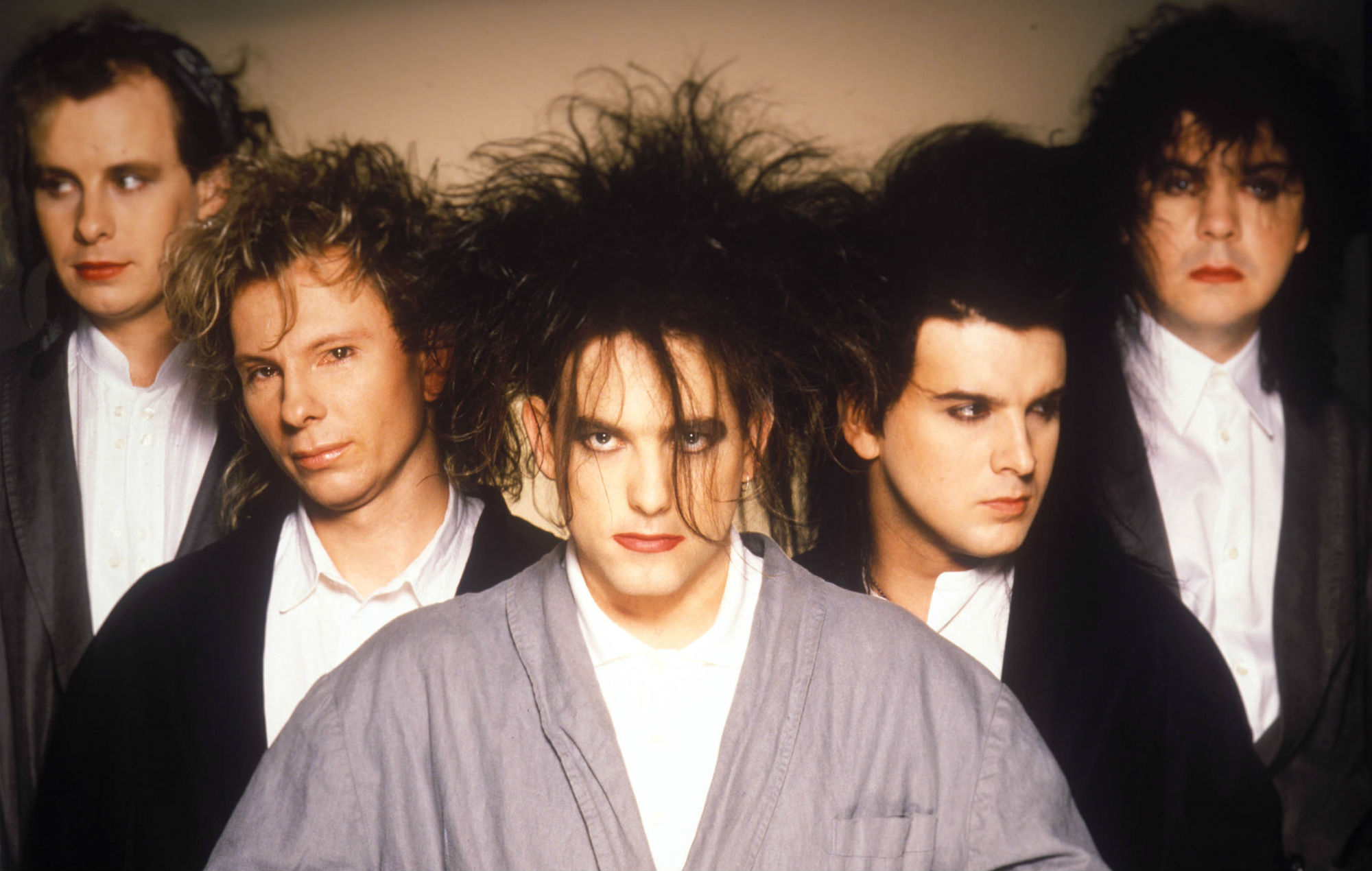 Latvijoje – legendinės britų roko grupės „The Cure“ koncertas!